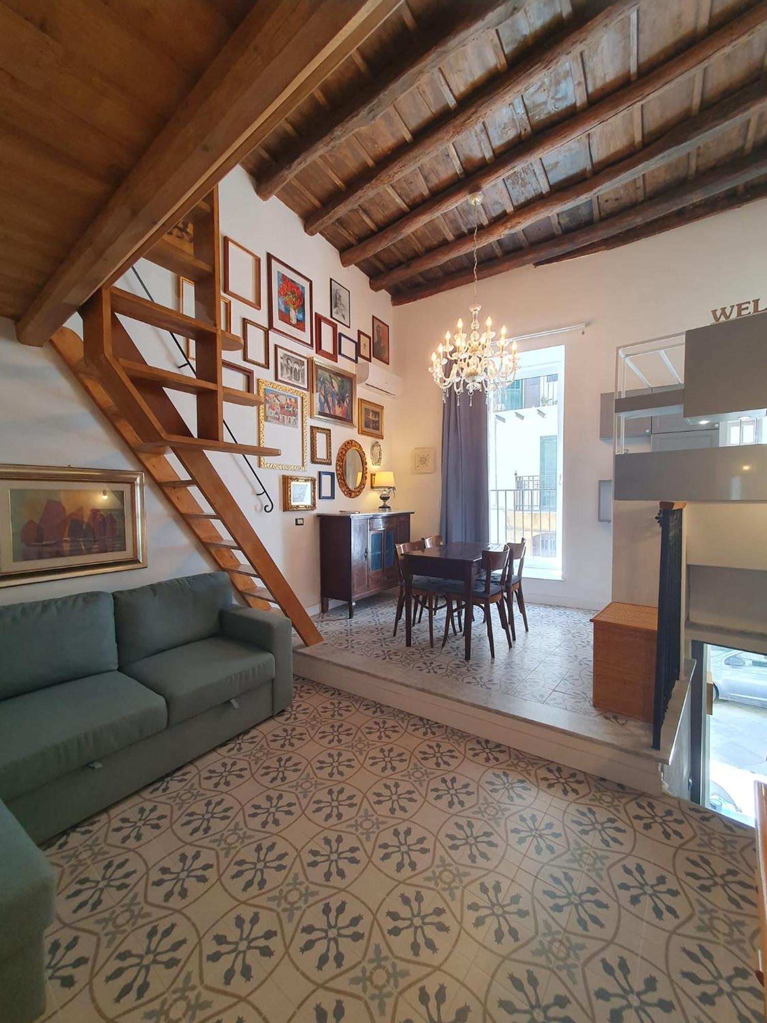 4 Canti Central Loft & Ground Floor Palermo Eksteriør billede